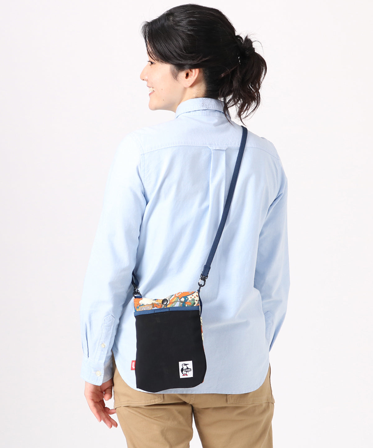 CHUMS Recycle Mesh Pocket Shoulder Bag